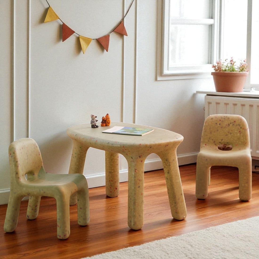 Odie Kids 3pc Table and Chair Set - Green Sprinkle