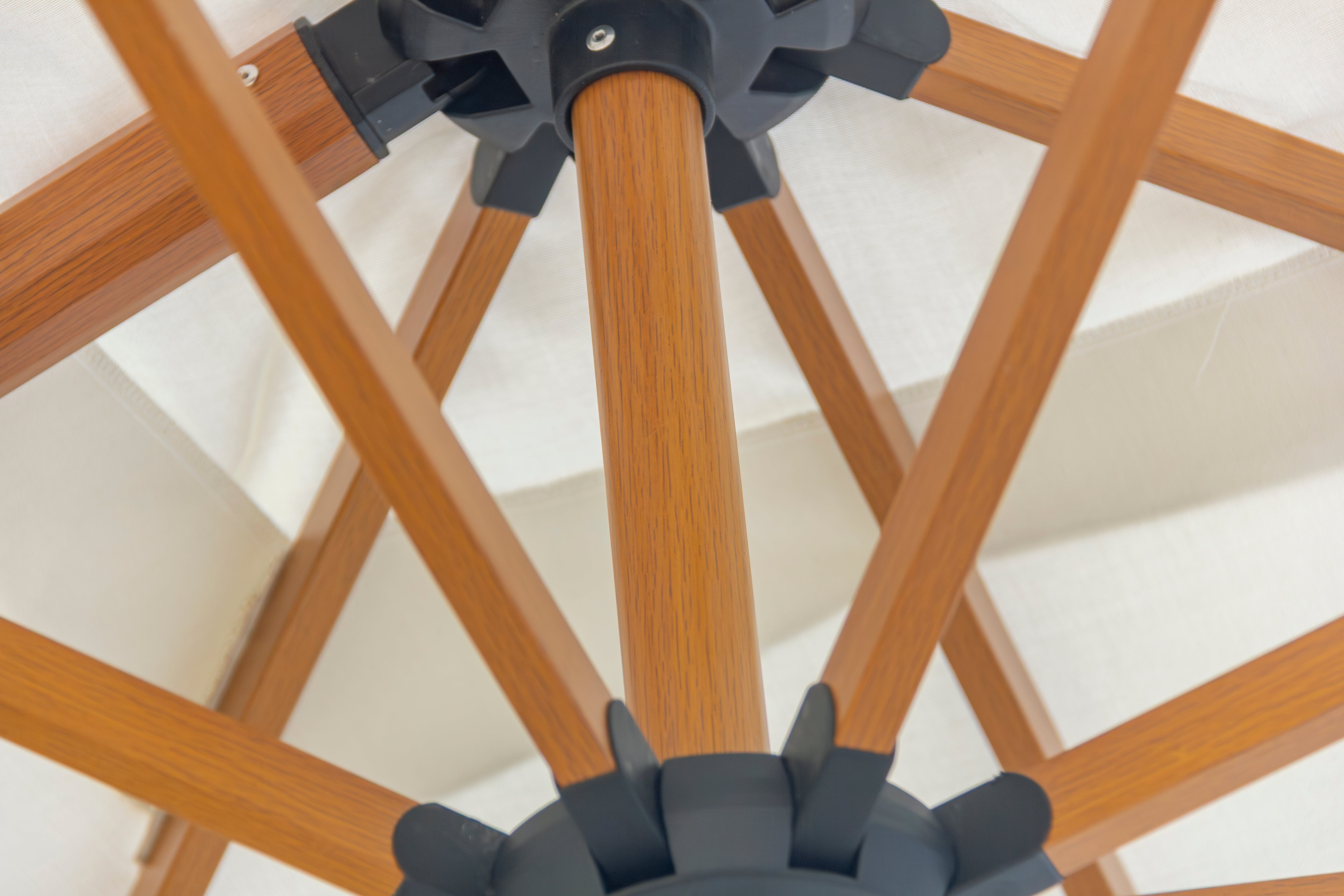 Roma 3mt x 3 mt Canteliever umbrella with base and cover