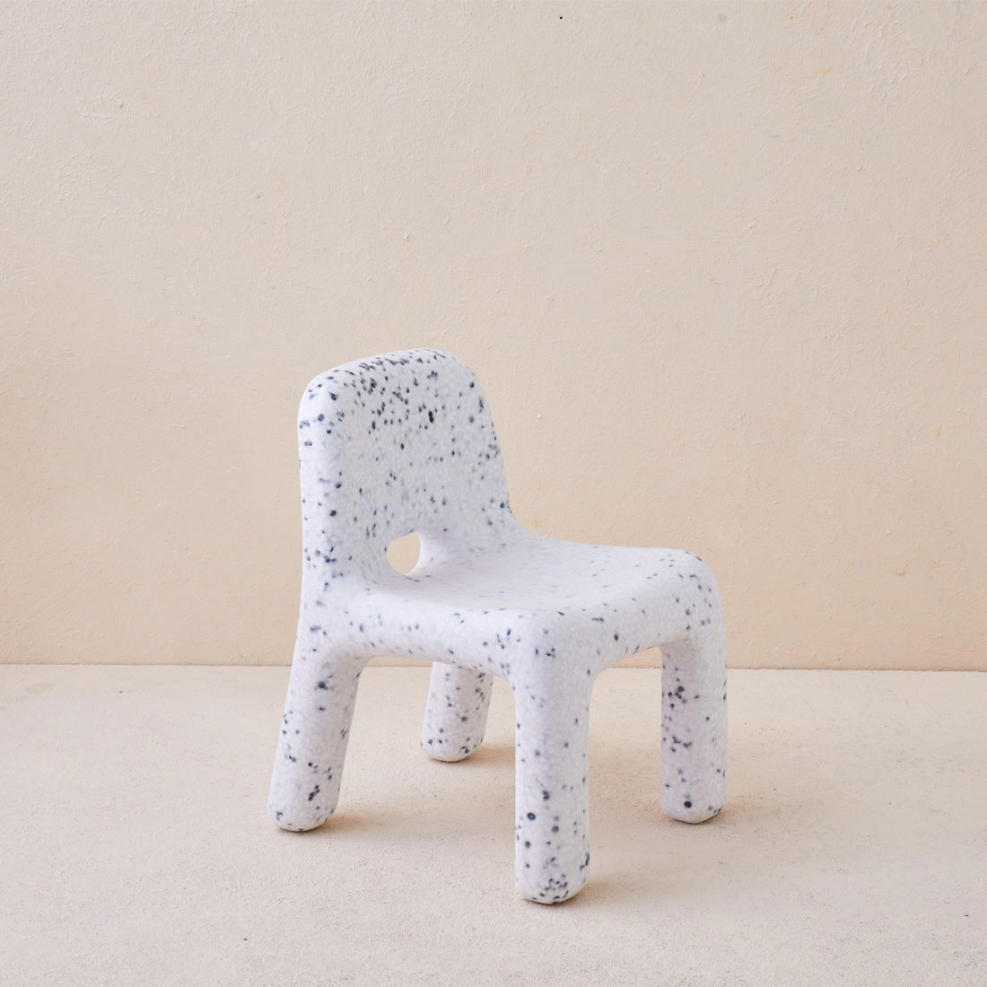 Odie Kids 3pc Table and Chair Set - Black Sprinkle - Odie Home