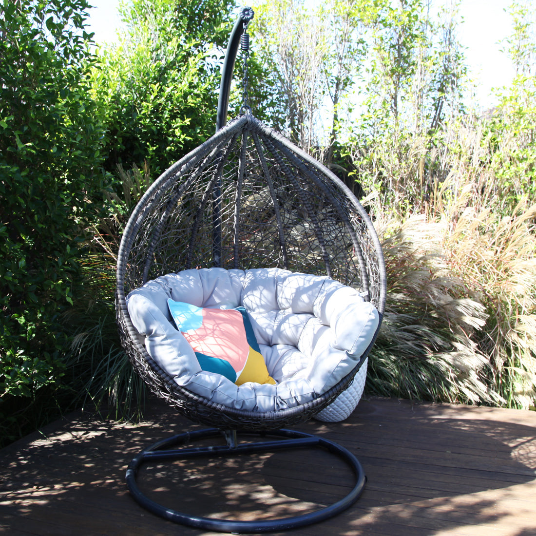 Kakadu premium pod chair brown pod with red cushion - Billy Fresh