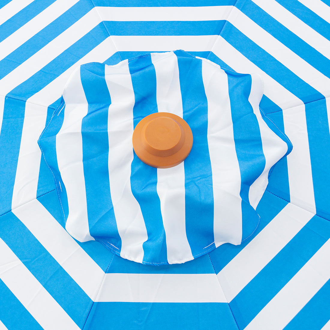 Byron Bay - 3m octagonal Blue and white stripe "timber-look" aluminium umbrella with cover