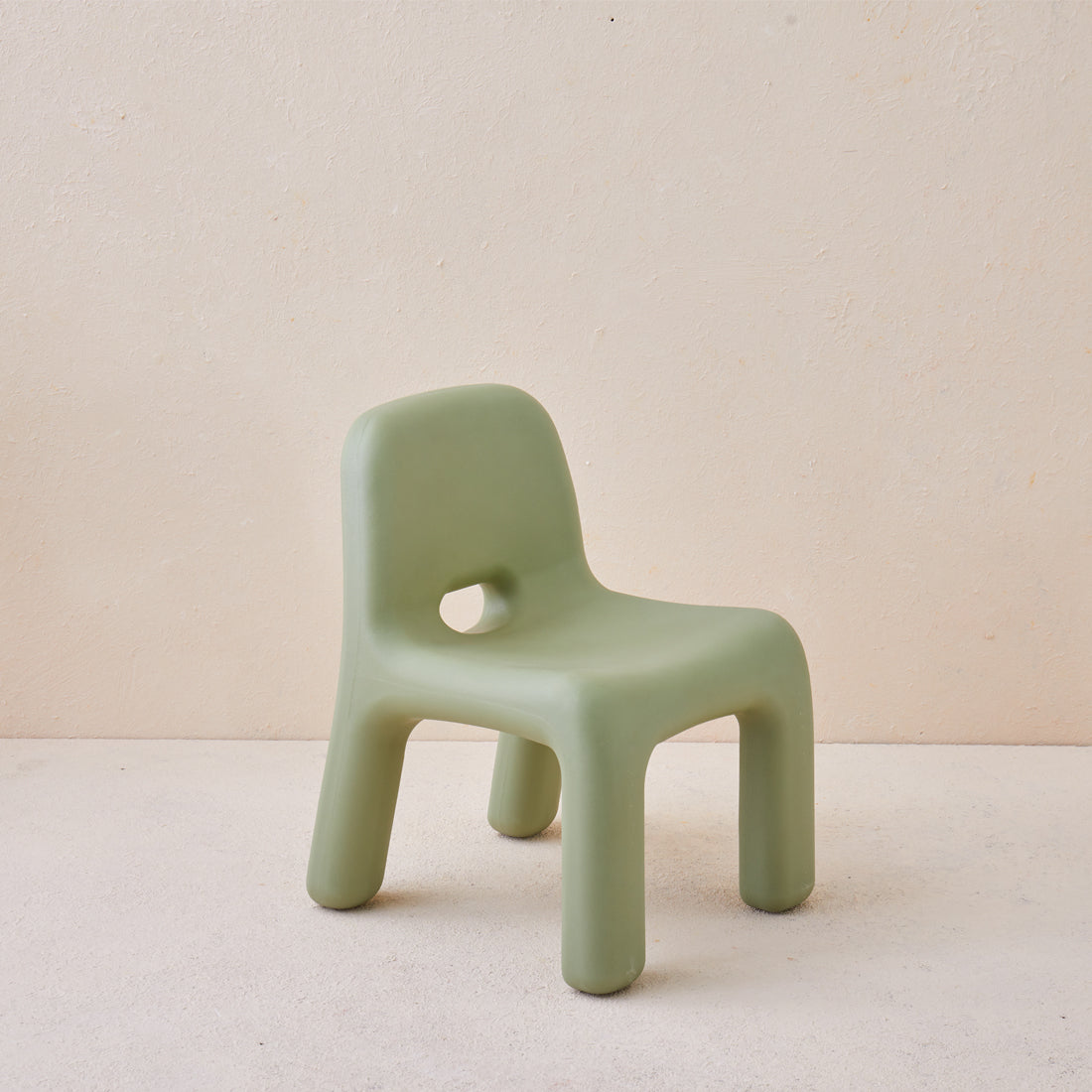 Odie Kids 3pc Table and Chair Set - Green