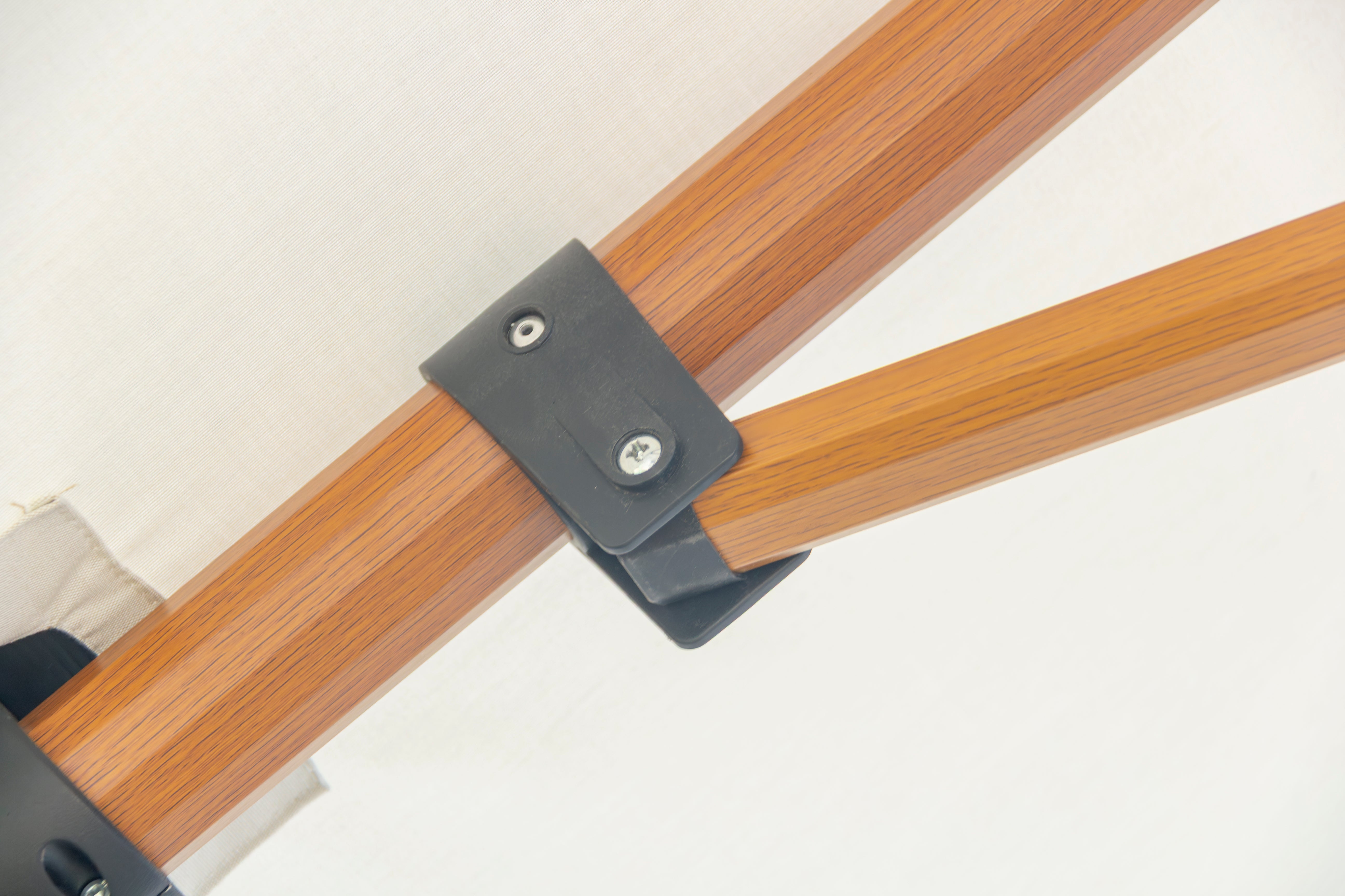 Roma 3mt x 3 mt Canteliever umbrella with base and cover